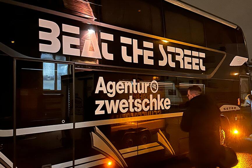 Unser Agen-Tourbus zur Weihnachtsfeier nach Wien 🚌